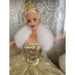 Sealed Celebration Barbie Special 2000 Holiday Edition Doll Christmas Ornament